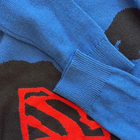 GAP kids Superman Blue and Black Sweater size youth medium (8) brand new - Picture 6 of 8